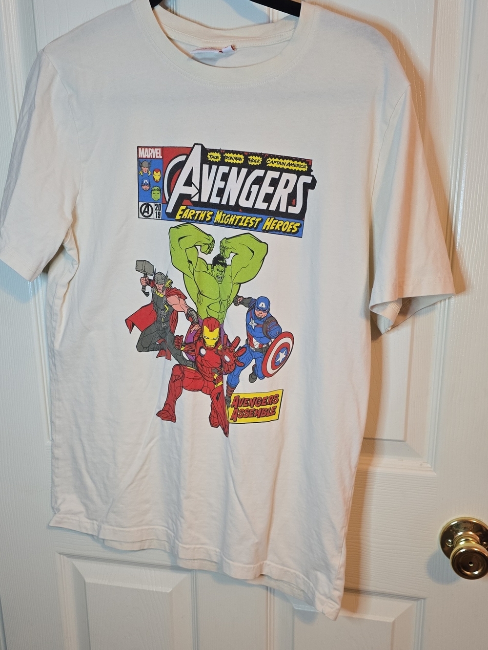 Marvel Avengers Comic Panel Tee - White with Red, Green, Blue Accents